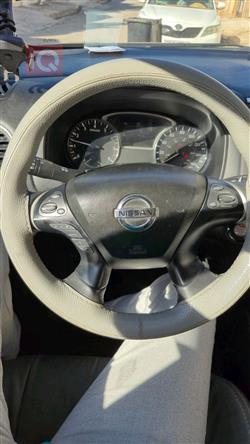 نیسان پاسفایندەر